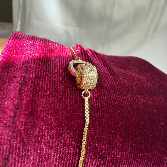 Anthro adjustable Gold Bracelet with Heart Clasp - Picture 6 of 15